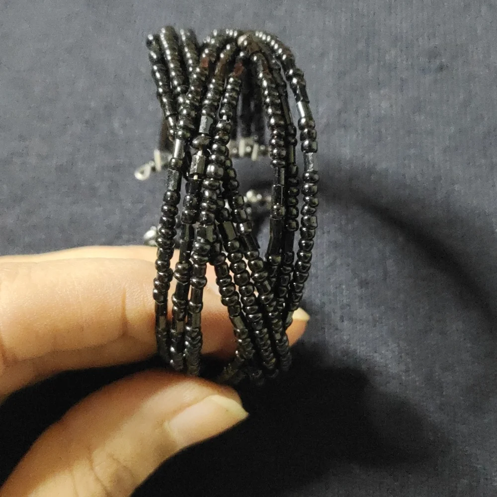 Multicolour adjustable cuff bracelet - Picture 5 of 6